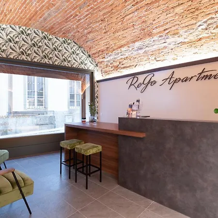 Rego - Boutique With Some Off-site In A Charming Historic District Close To Upper Town