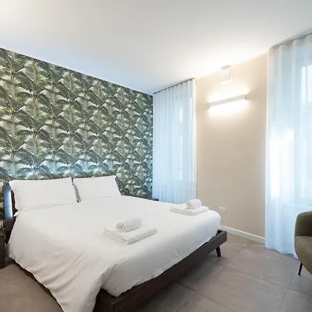 Apartment Rego - Boutique With Some Off-site In A Charming Historic District Close To Upper Town
