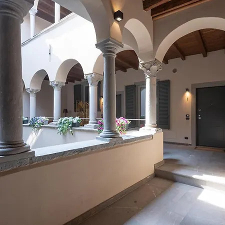 Rego - Boutique With Some Off-site In A Charming Historic District Close To Upper Town Apartment