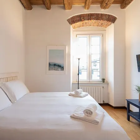 Rego - Boutique With Some Off-site In A Charming Historic District Close To Upper Town Apartment *