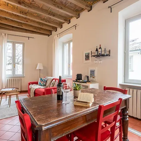 Rego - Boutique With Some Off-site In A Charming Historic District Close To Upper Town Apartment Bergamo