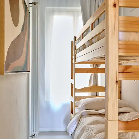 Apartment Rego - Boutique With Some Off-site In A Charming Historic District Close To Upper Town *