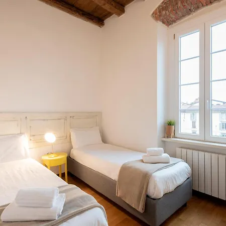 Apartment Rego - Boutique With Some Off-site In A Charming Historic District Close To Upper Town