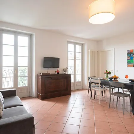 Rego - Boutique With Some Off-site In A Charming Historic District Close To Upper Town Apartment *