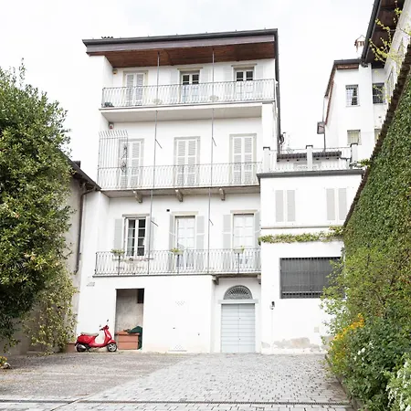 Rego - Boutique With Some Off-site In A Charming Historic District Close To Upper Town Apartment *