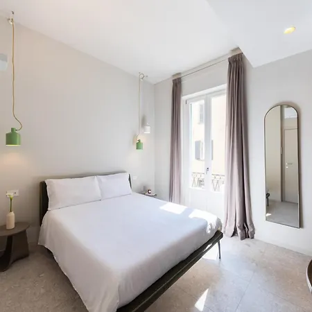 Rego - Boutique With Some Off-site In A Charming Historic District Close To Upper Town *