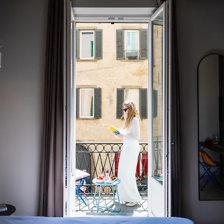 Rego - Boutique With Some Off-site In A Charming Historic District Close To Upper Town *