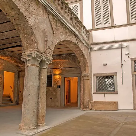 Rego - Boutique With Some Off-site In A Charming Historic District Close To Upper Town