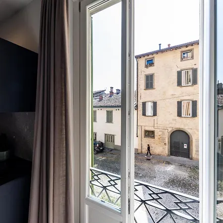 Apartmán Rego - Boutique With Some Off-site In A Charming Historic District Close To Upper Town *